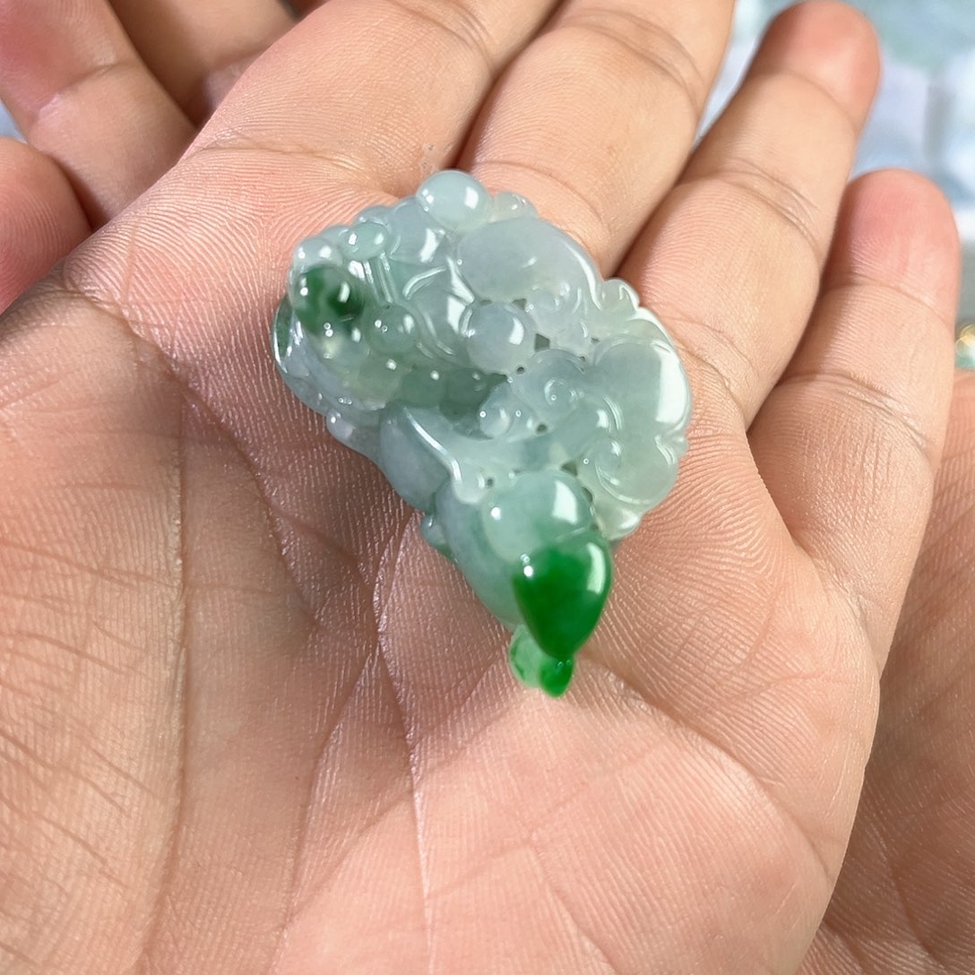 【闪购商品】翡翠颈饰未镶嵌天然