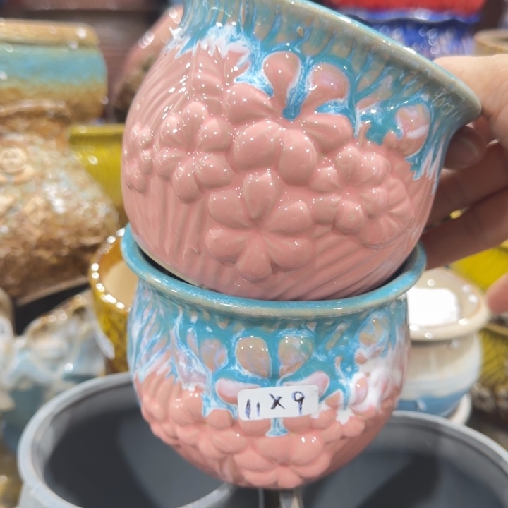 凑9块包邮，有孔，陶瓷花盆