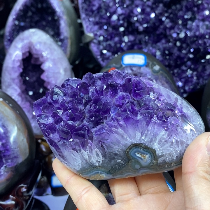 紫晶摆件未镶嵌莹