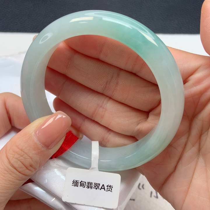 翡翠手镯未镶嵌57-59细润