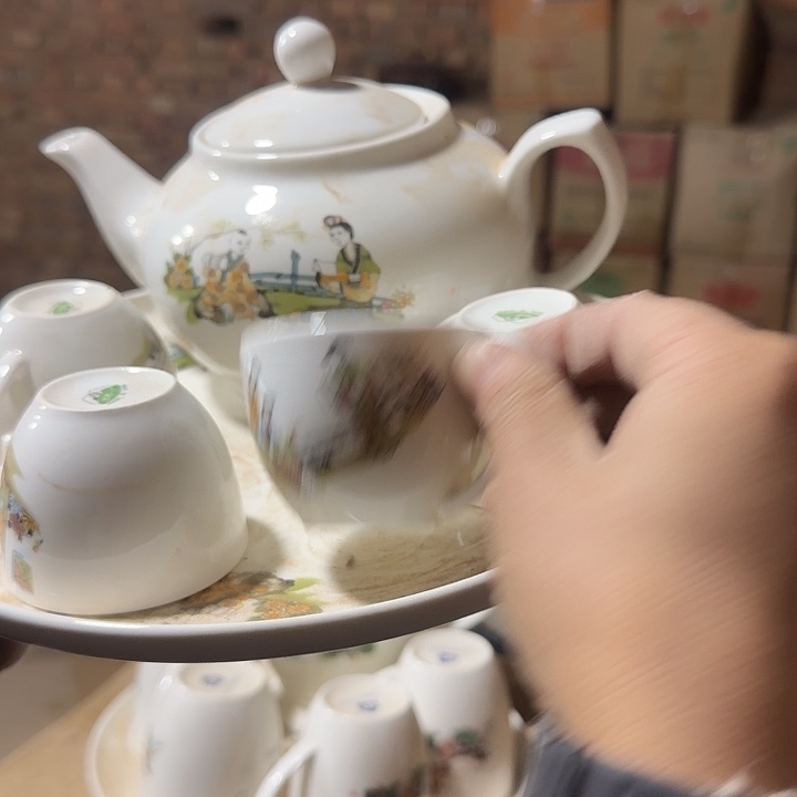 库存微瑕三娘教子一套容量800