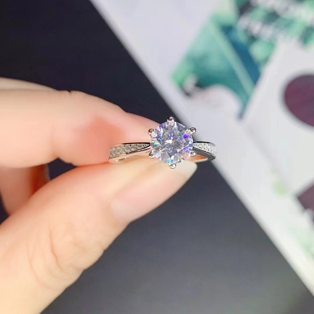 925银莫桑石戒指 【周家微镶六爪】经典莫桑戒结婚求婚时尚