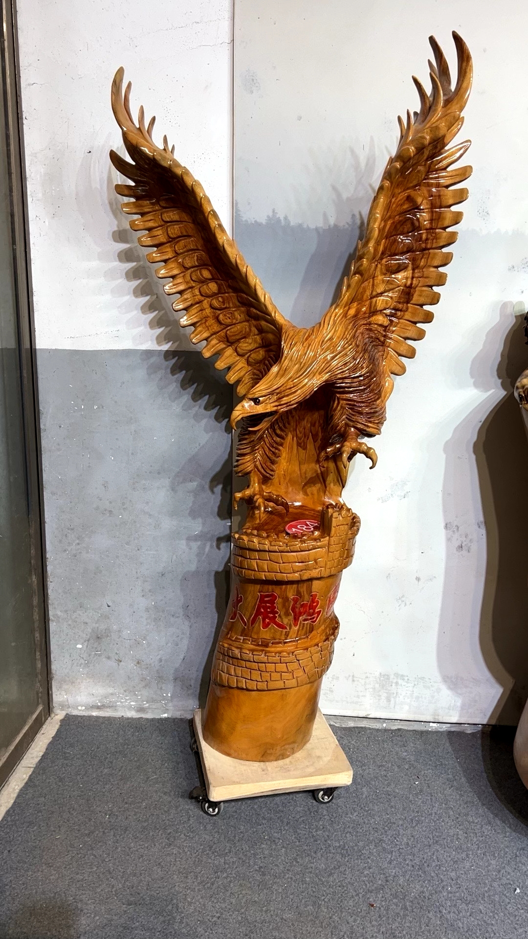 实木香樟木大展宏图老鹰雕刻工艺品落地摆件