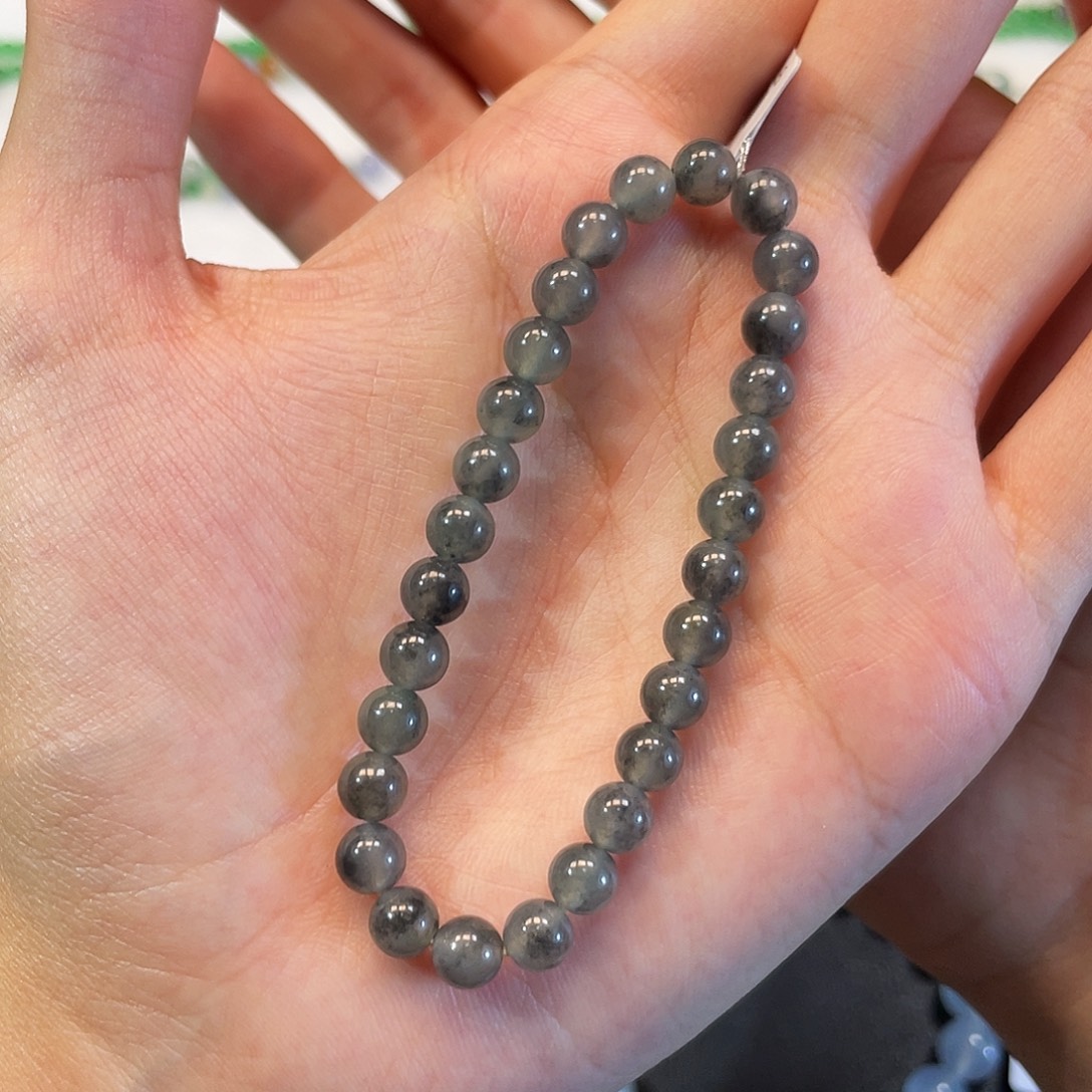 翡翠未镶嵌手串卡6.2