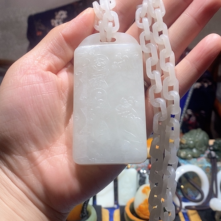 和田玉颈饰未镶嵌