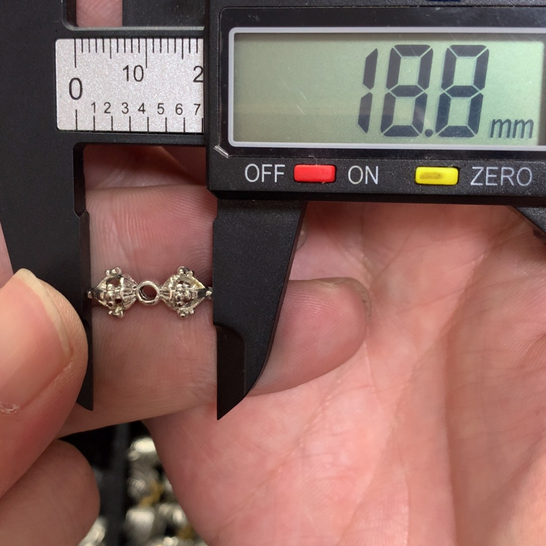 集芙饰品批发号：183