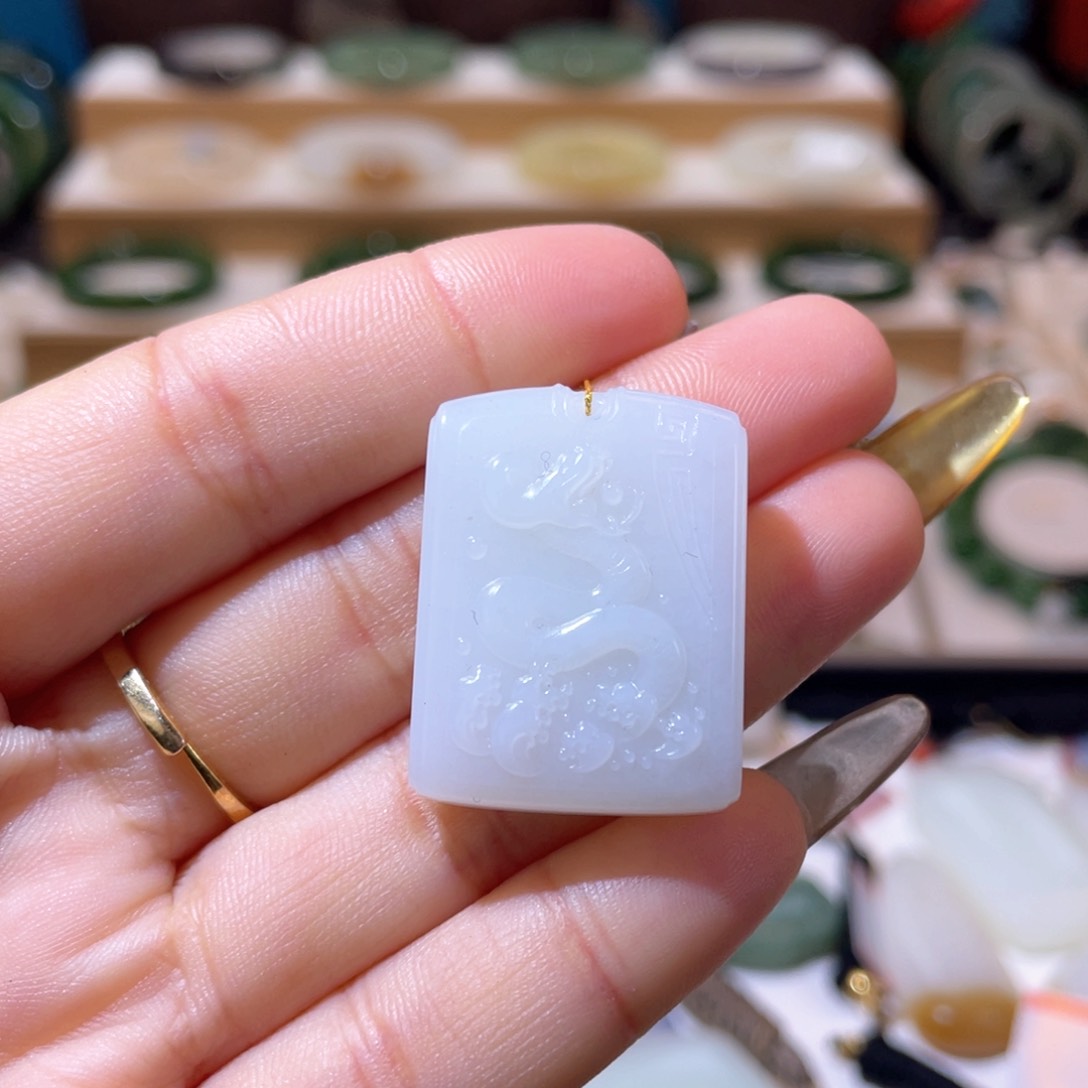 和田玉高品山流水吊坠未镶嵌