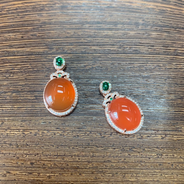 翰平珠宝 VX/0086 南红吊坠 多样性只发其一