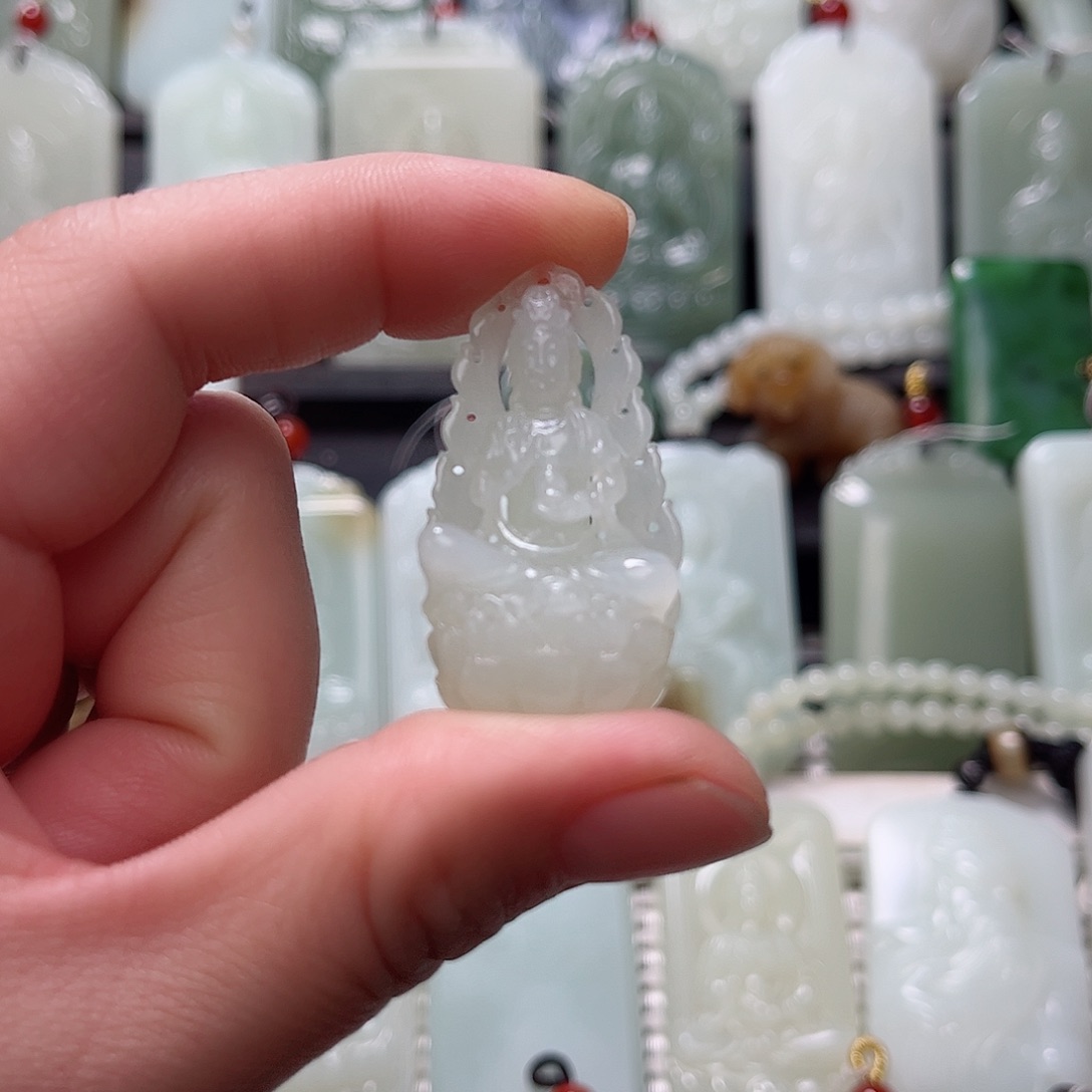 和田玉未镶嵌挂件