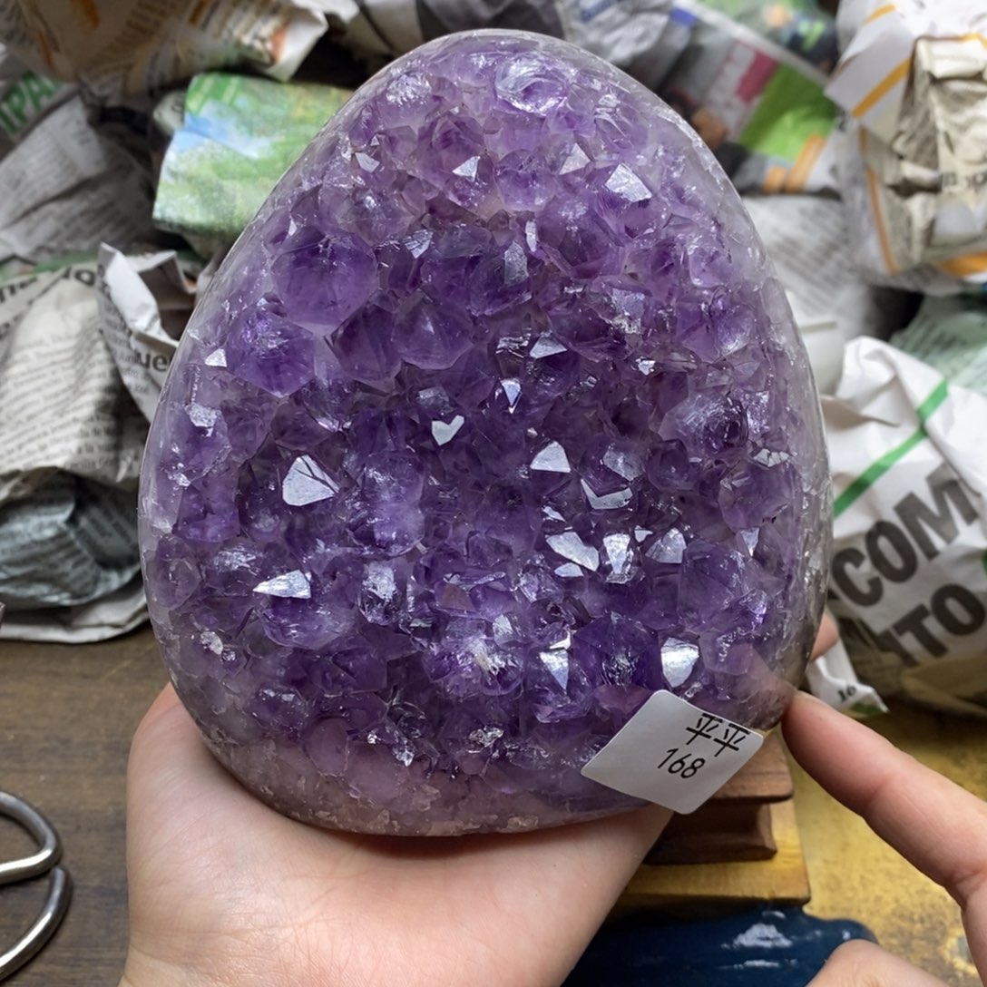 紫晶乌拉圭未镶嵌