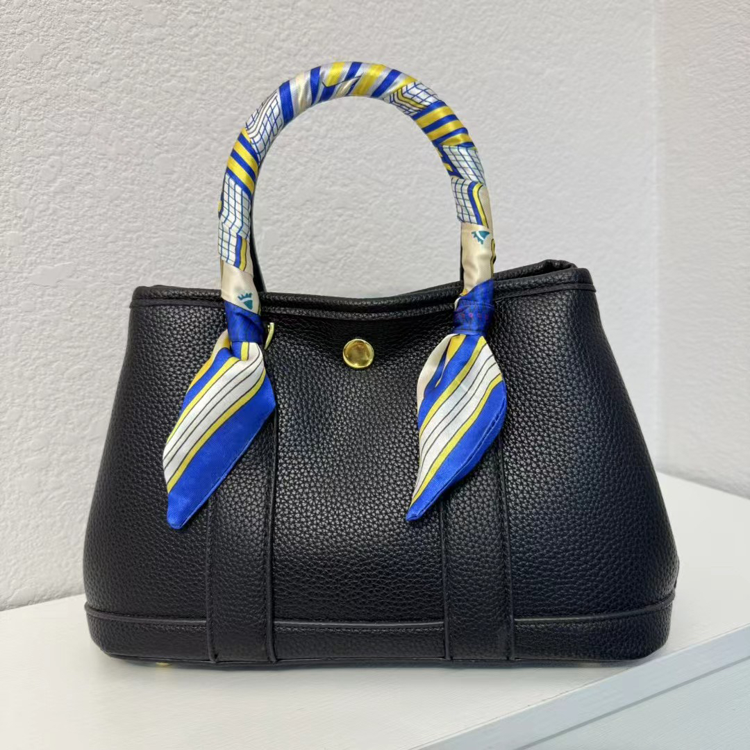 荔枝纹软面牛皮复古女款花园包