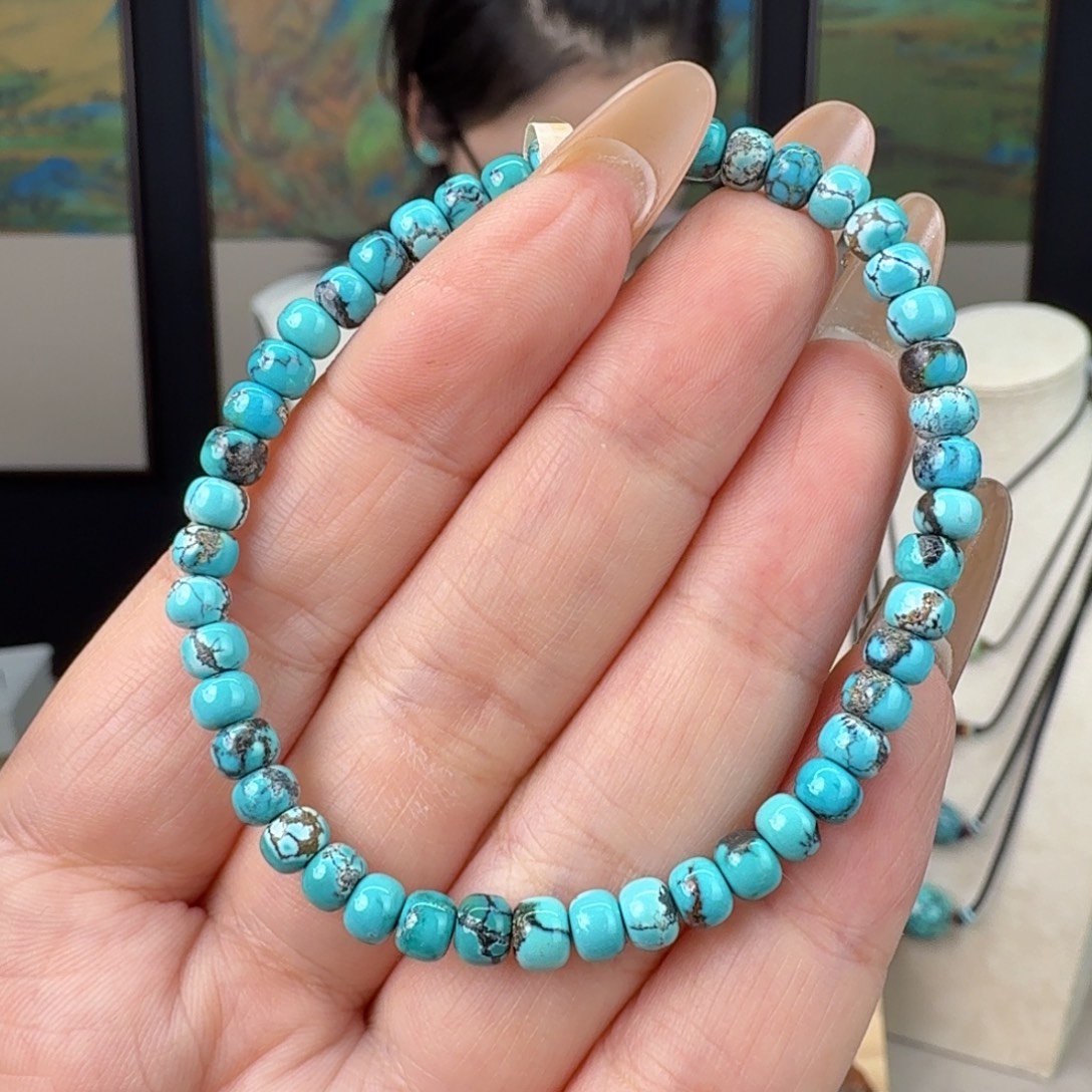 绿松石未镶嵌珠宝奇石