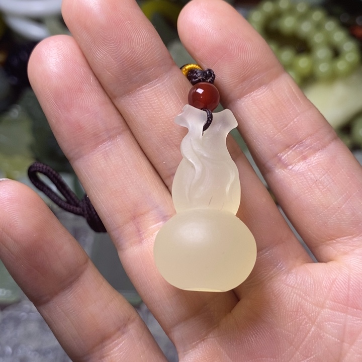 岫玉岫玉挂件未镶嵌