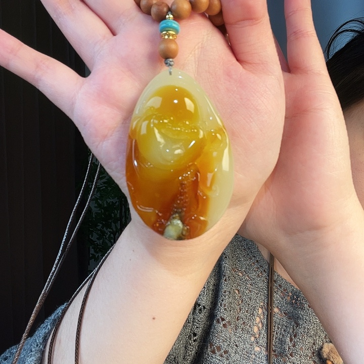 未镶嵌蛇纹石玉颈饰机***弟