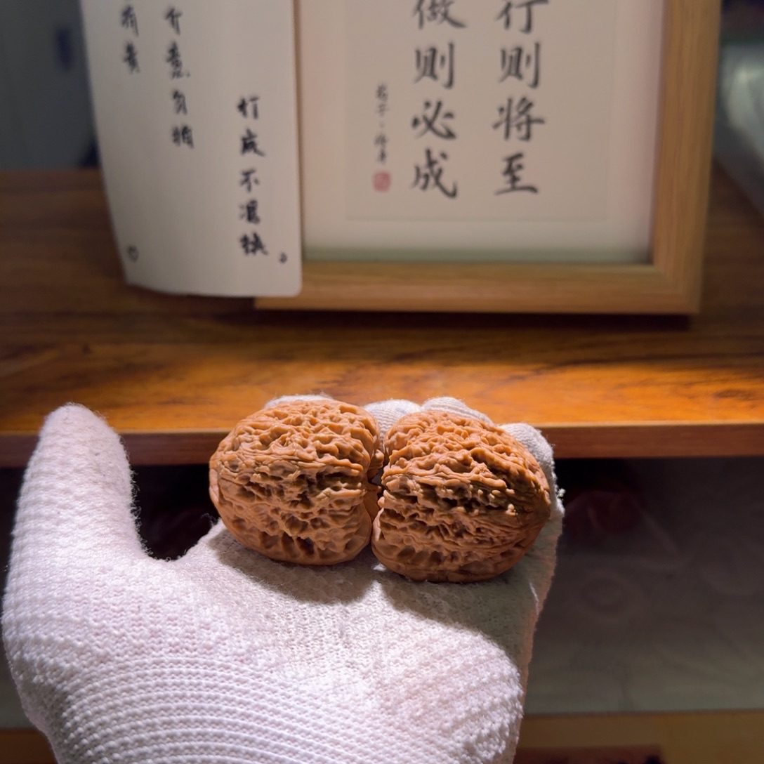 吊坠文玩核桃39高炮南疆石