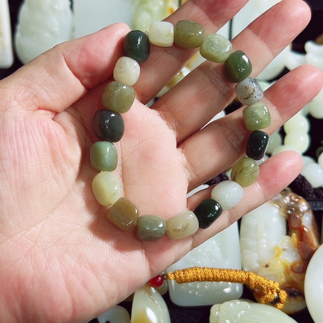 和田玉（糖玉）未镶嵌手链