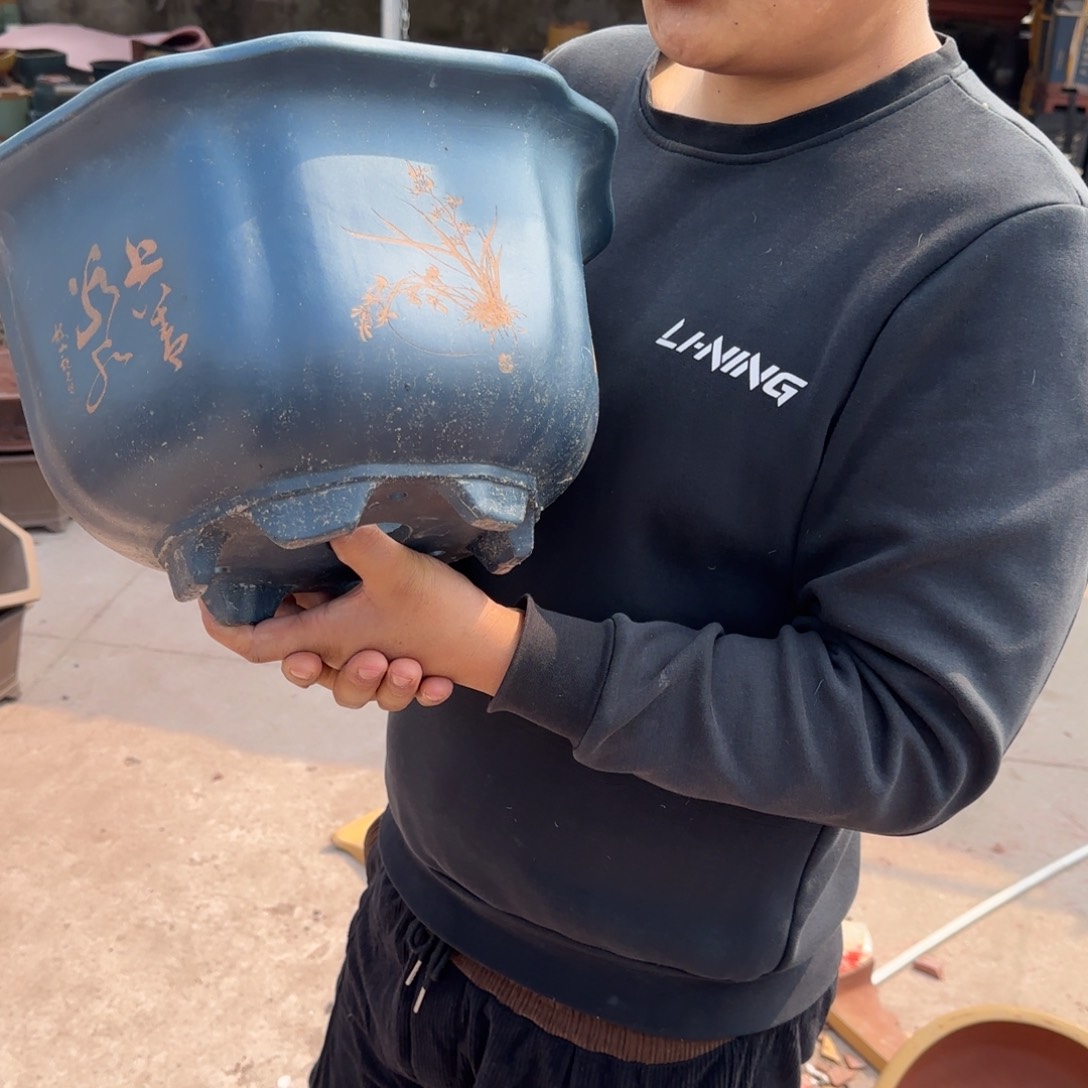 紫砂花盆瑕疵和瑕疵