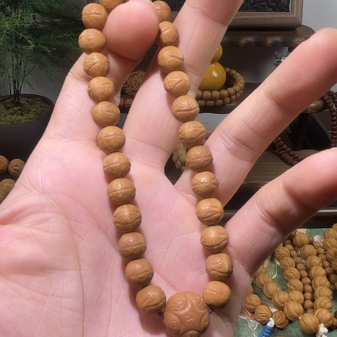 吊坠猴头核桃猴头雕刻小凤眼