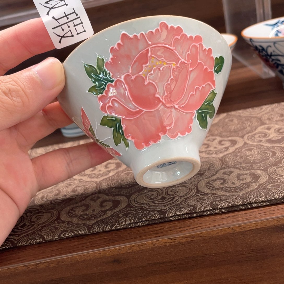 釉下手绘茶具微瑕