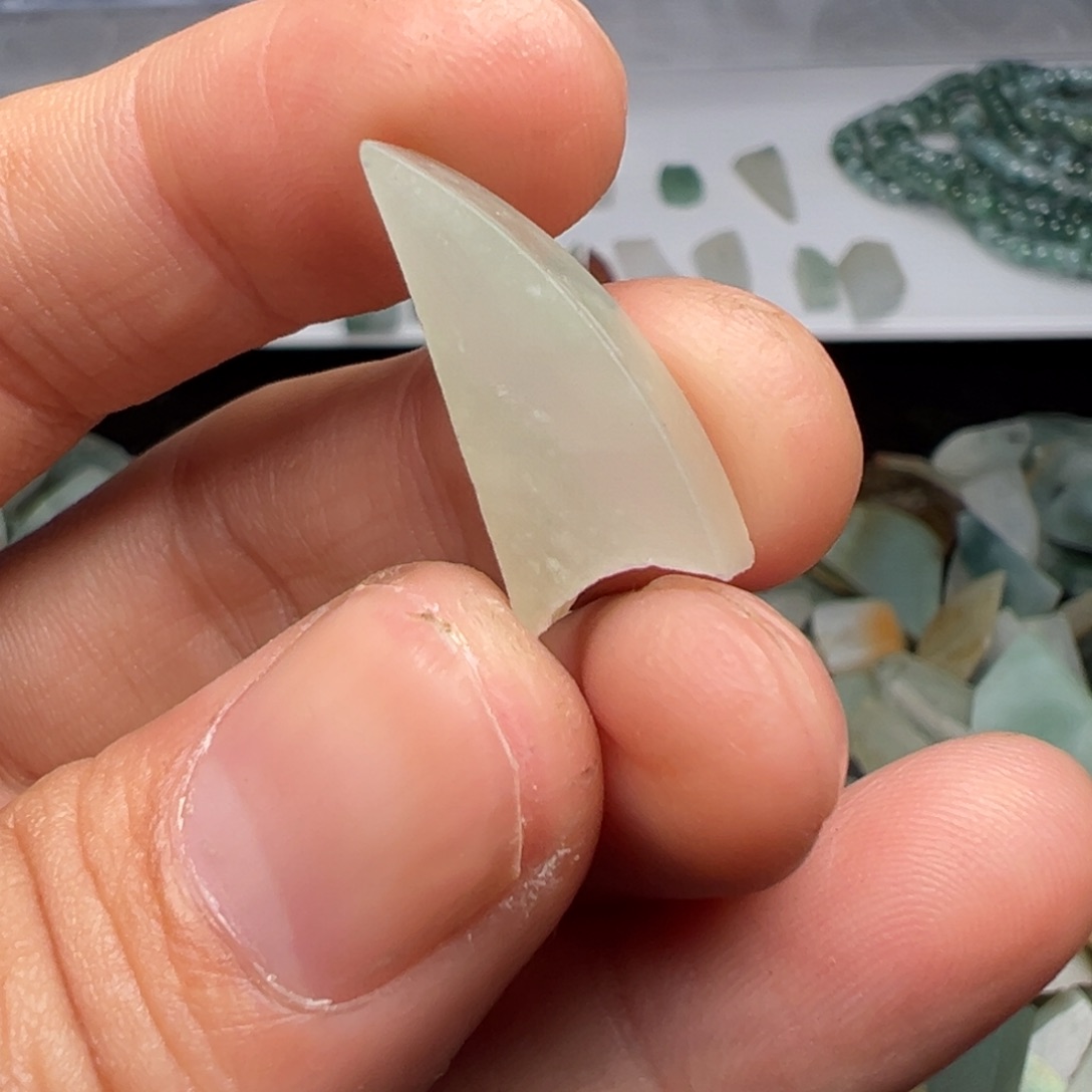 翡翠裸石缅甸翡翠A货