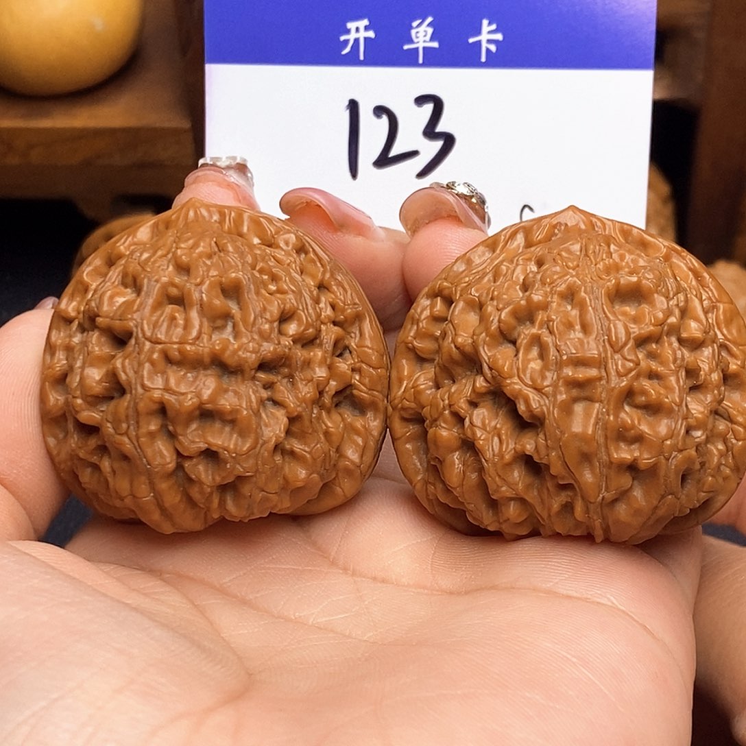 桃核吊坠水龙纹45有修s