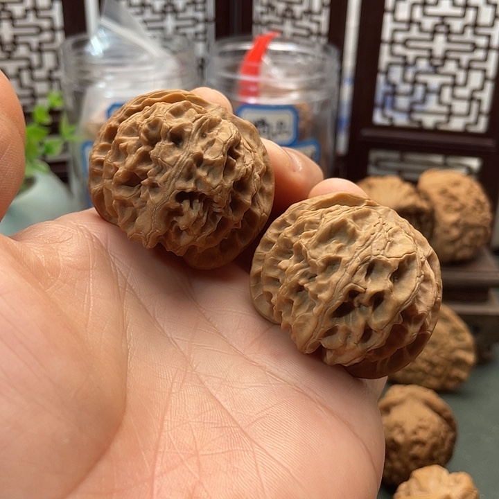 吊坠文玩核桃苹果园