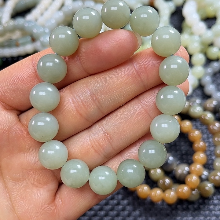 和田玉未镶嵌手链