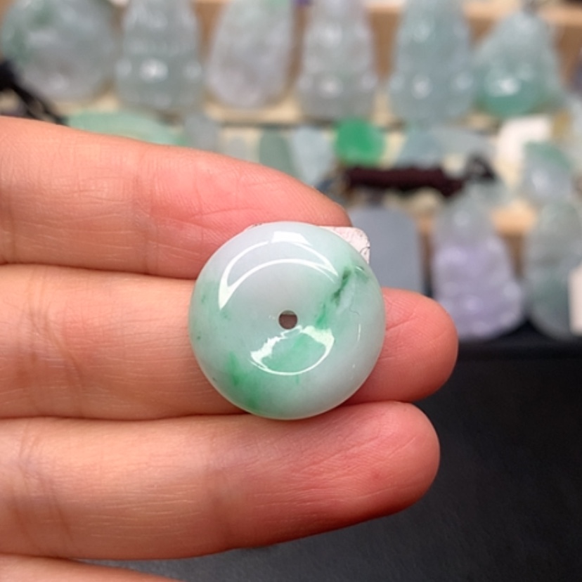 【闪购商品】翡翠颈饰未镶嵌翡翠