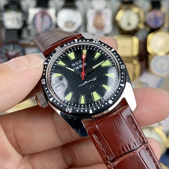 钢金属合金机械机芯