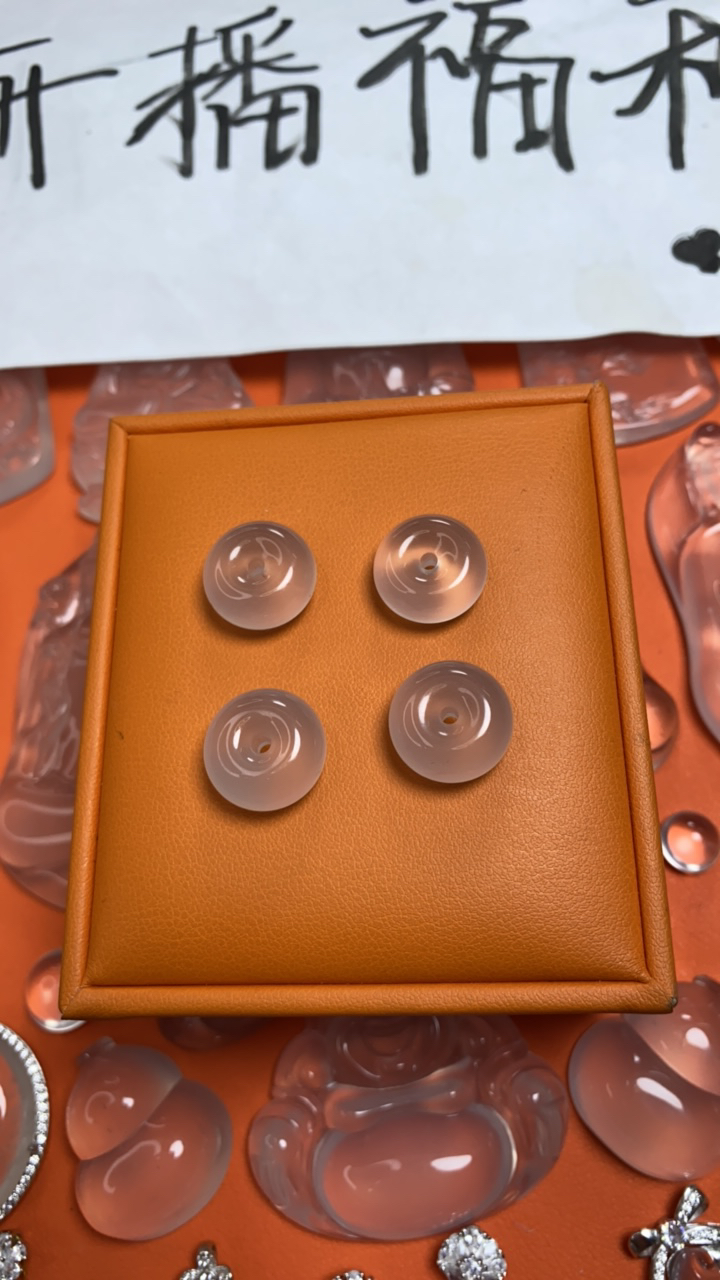 俄料石英质玉平安扣