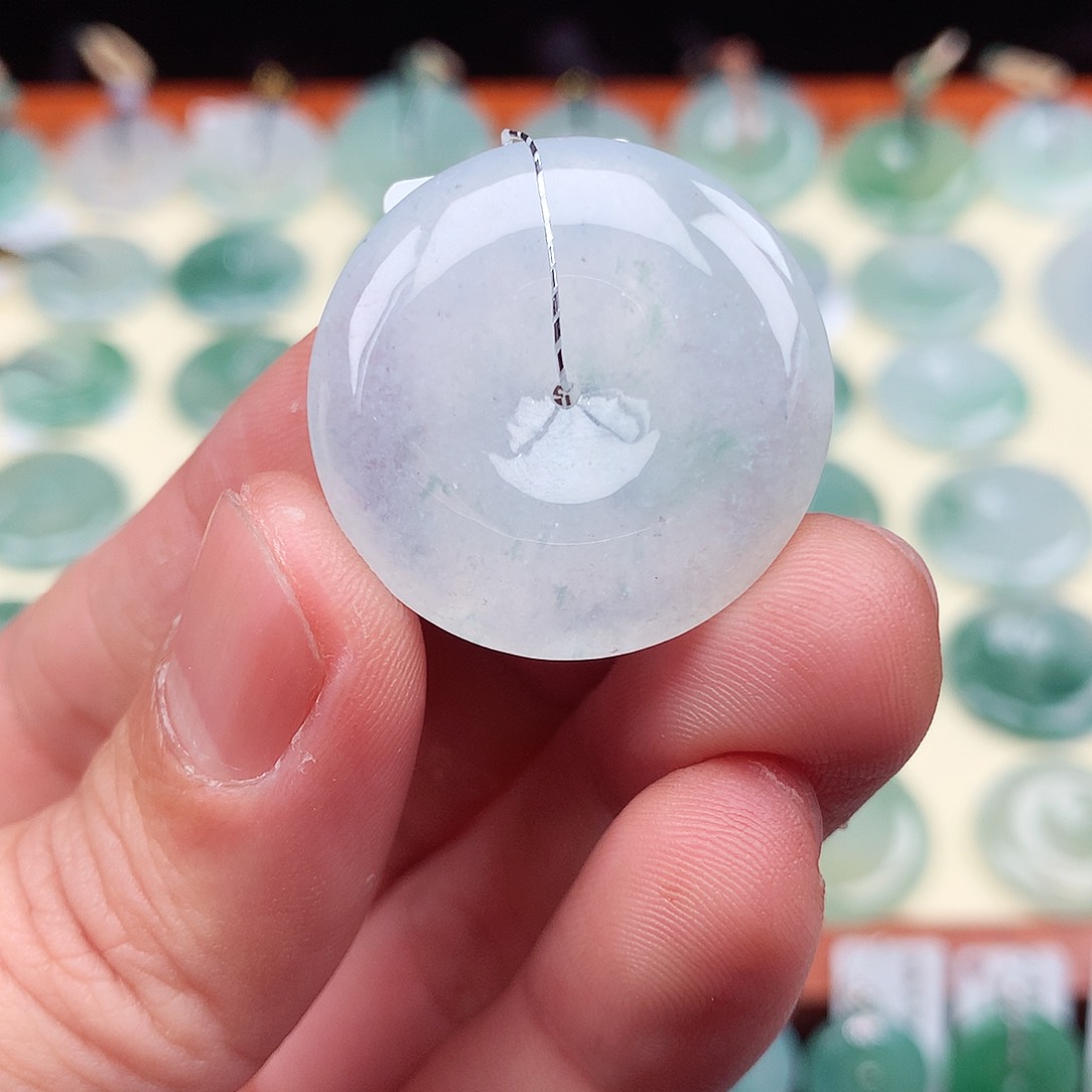 翡翠未镶嵌颈饰28.7-5.7mm