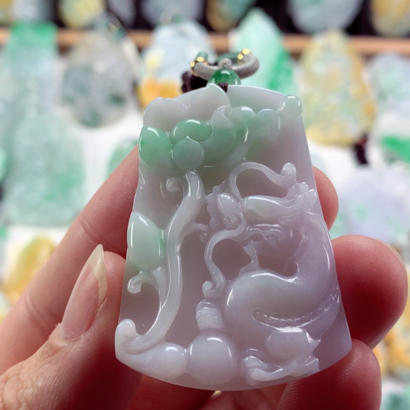 【闪购商品】翡翠吊坠(不含链)未镶嵌