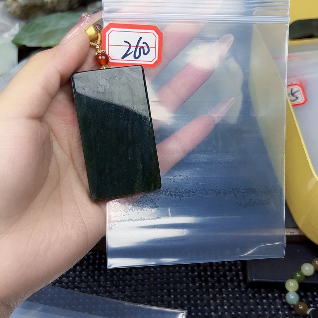 和田玉珠宝半成品未镶嵌