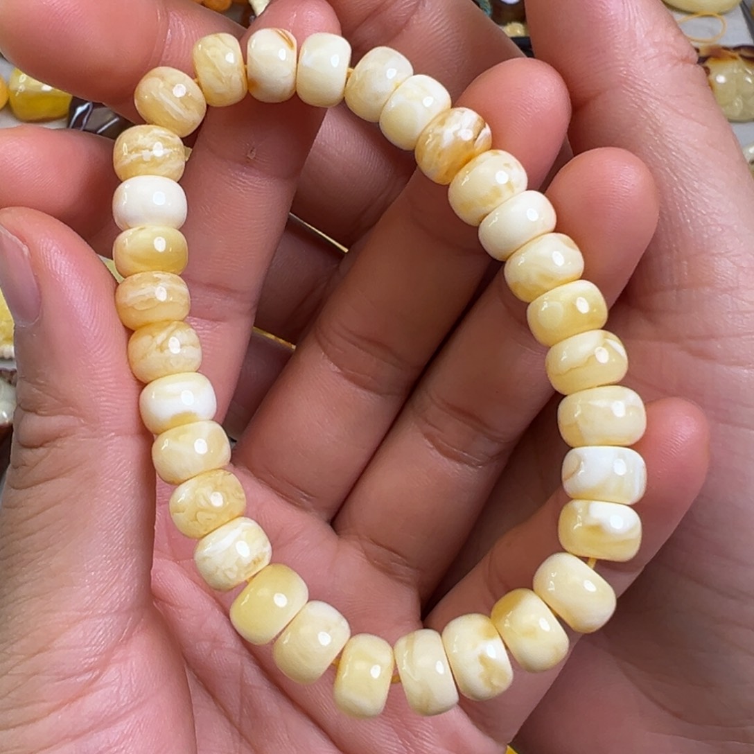 未镶嵌蜜蜡裸石蜜蜡