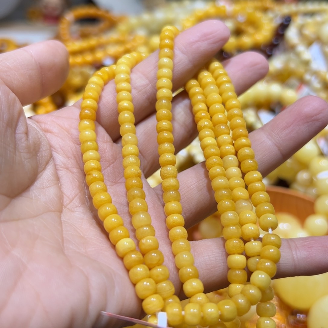 琥珀珠宝奇石未镶嵌