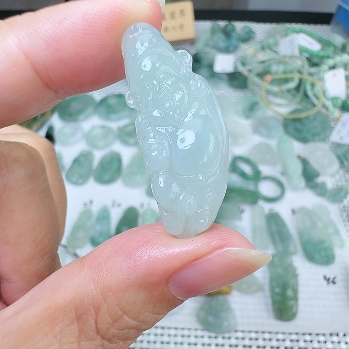 未镶嵌定制翡翠挂件