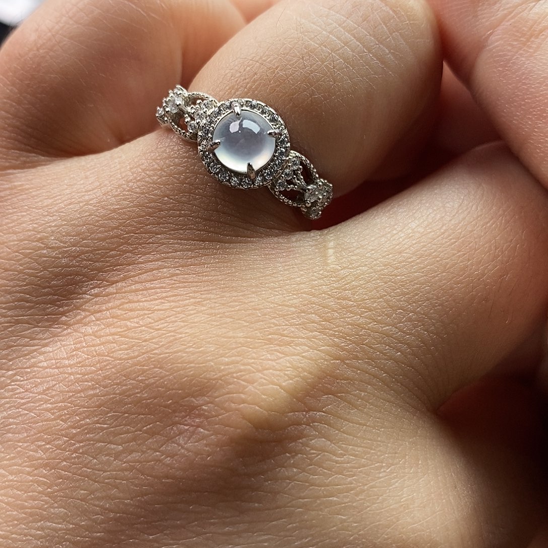 翡翠未镶嵌戒指翡翠