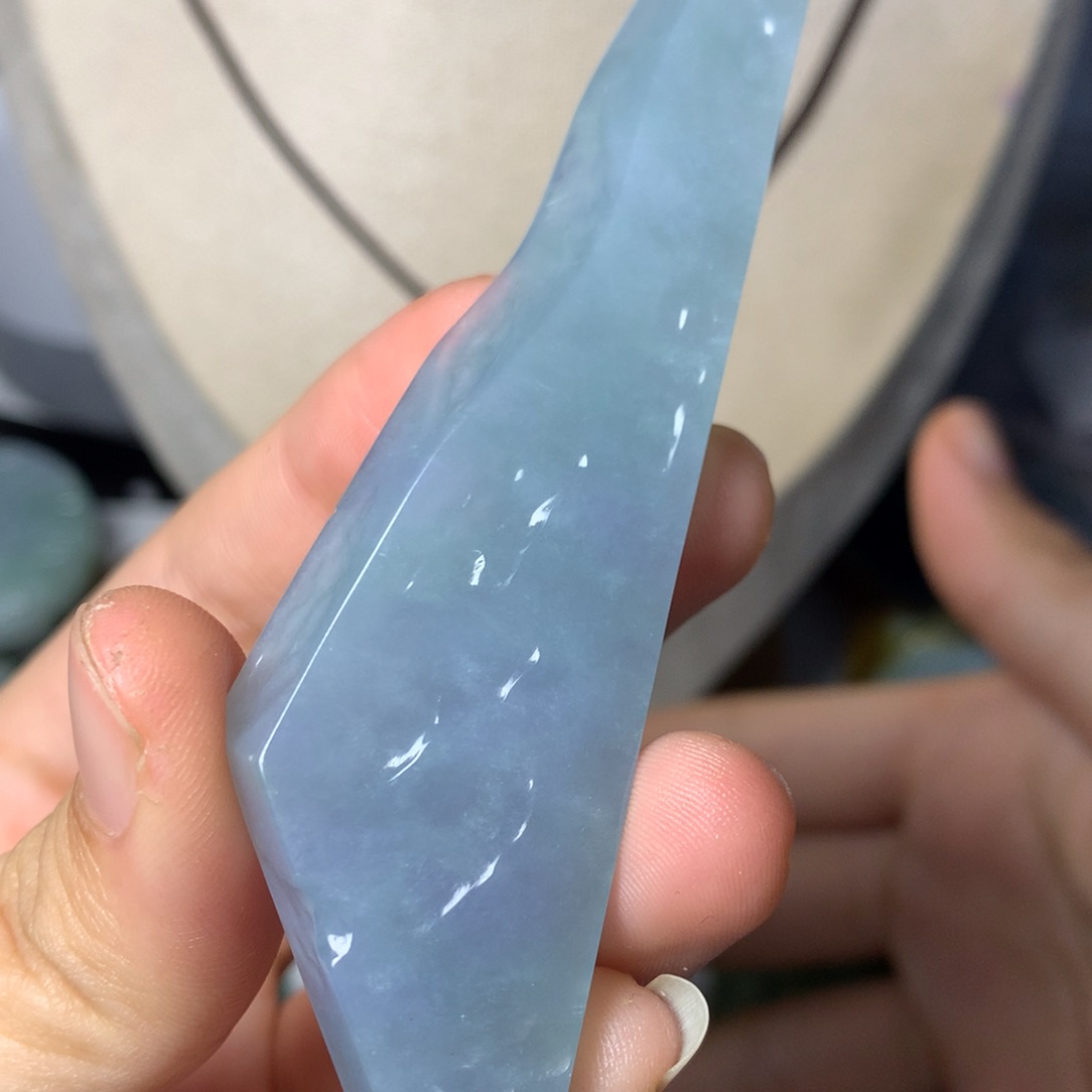 翡翠颈饰未镶嵌吊坠