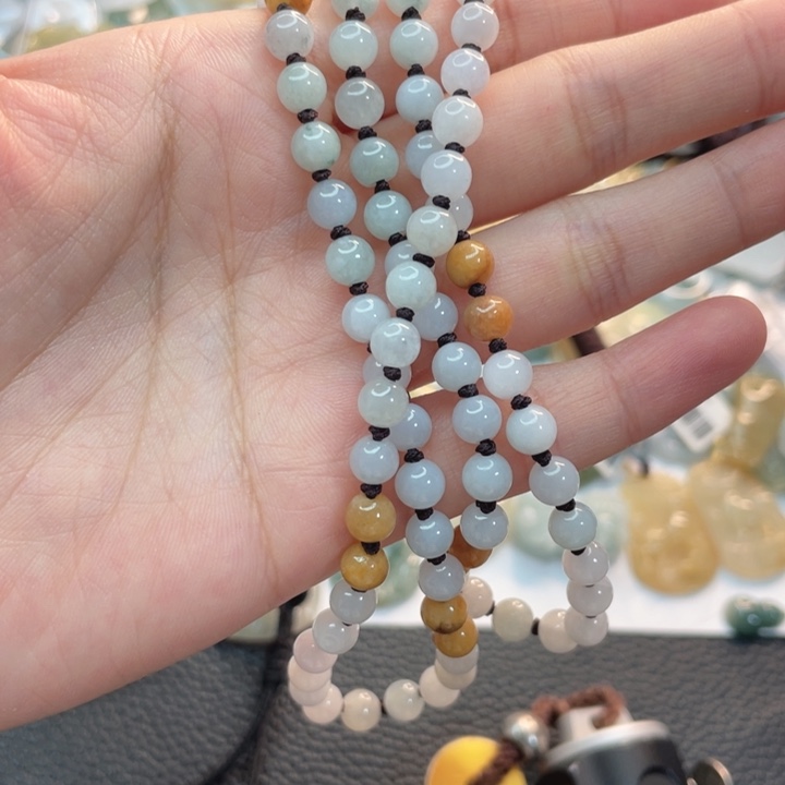 翡翠未镶嵌颈饰A货翡翠