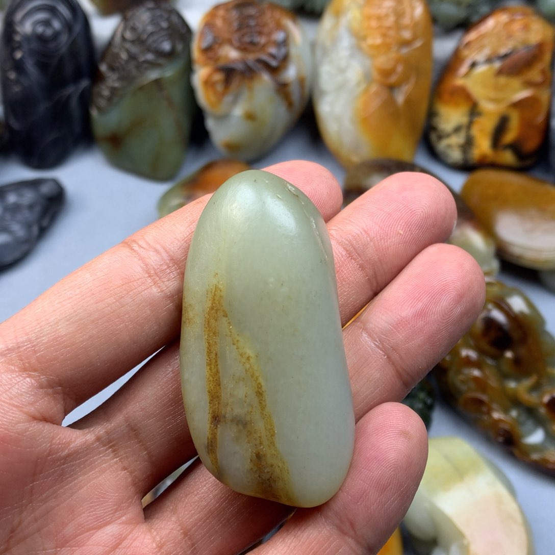 和田玉挂件未镶嵌