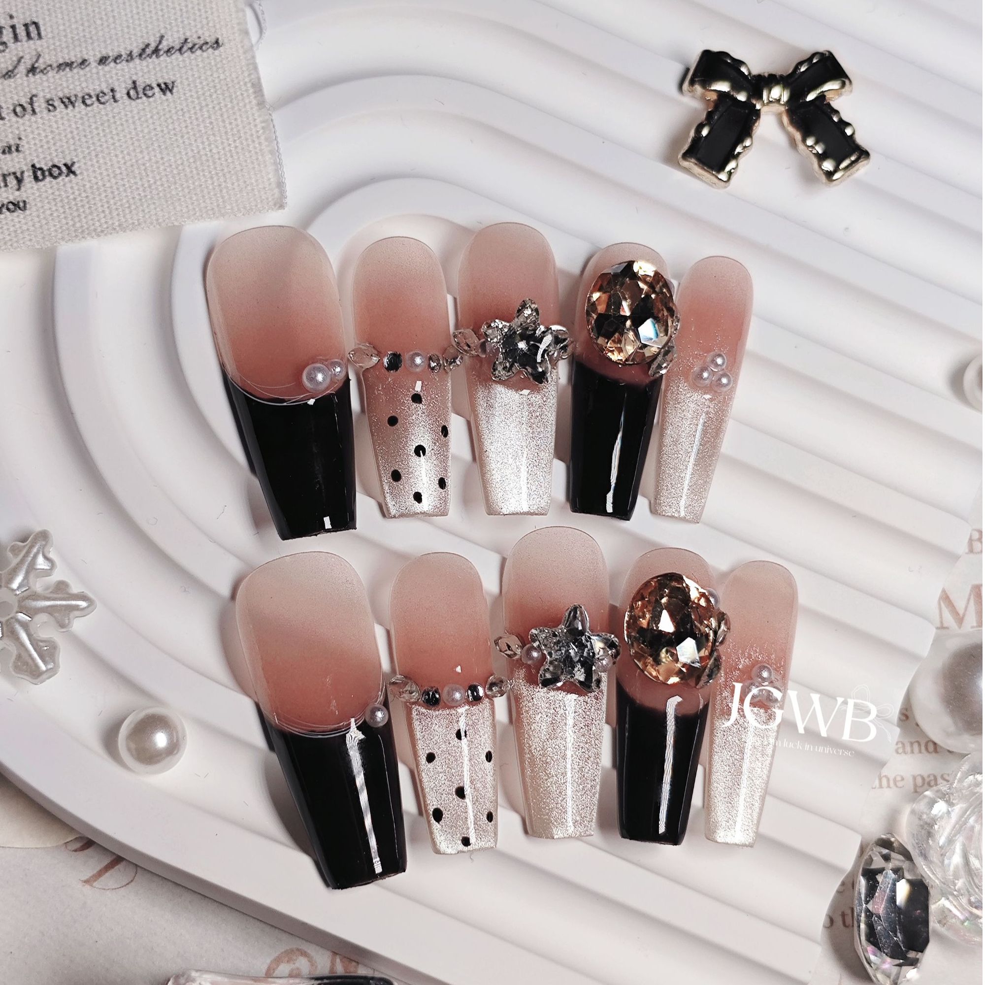 【黑法千金】猫眼 长T 黑法  满钻 秋冬