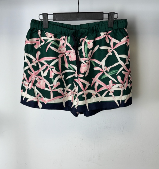 99新 MONCLER 蒙口短裤/M码/99新