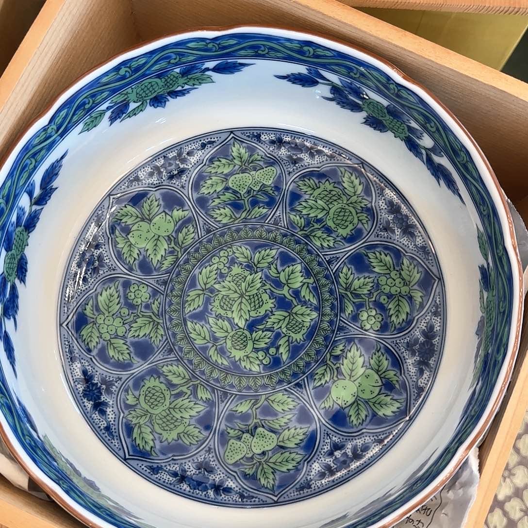 在家呢吧你也早点休息啊晚安了晚安我