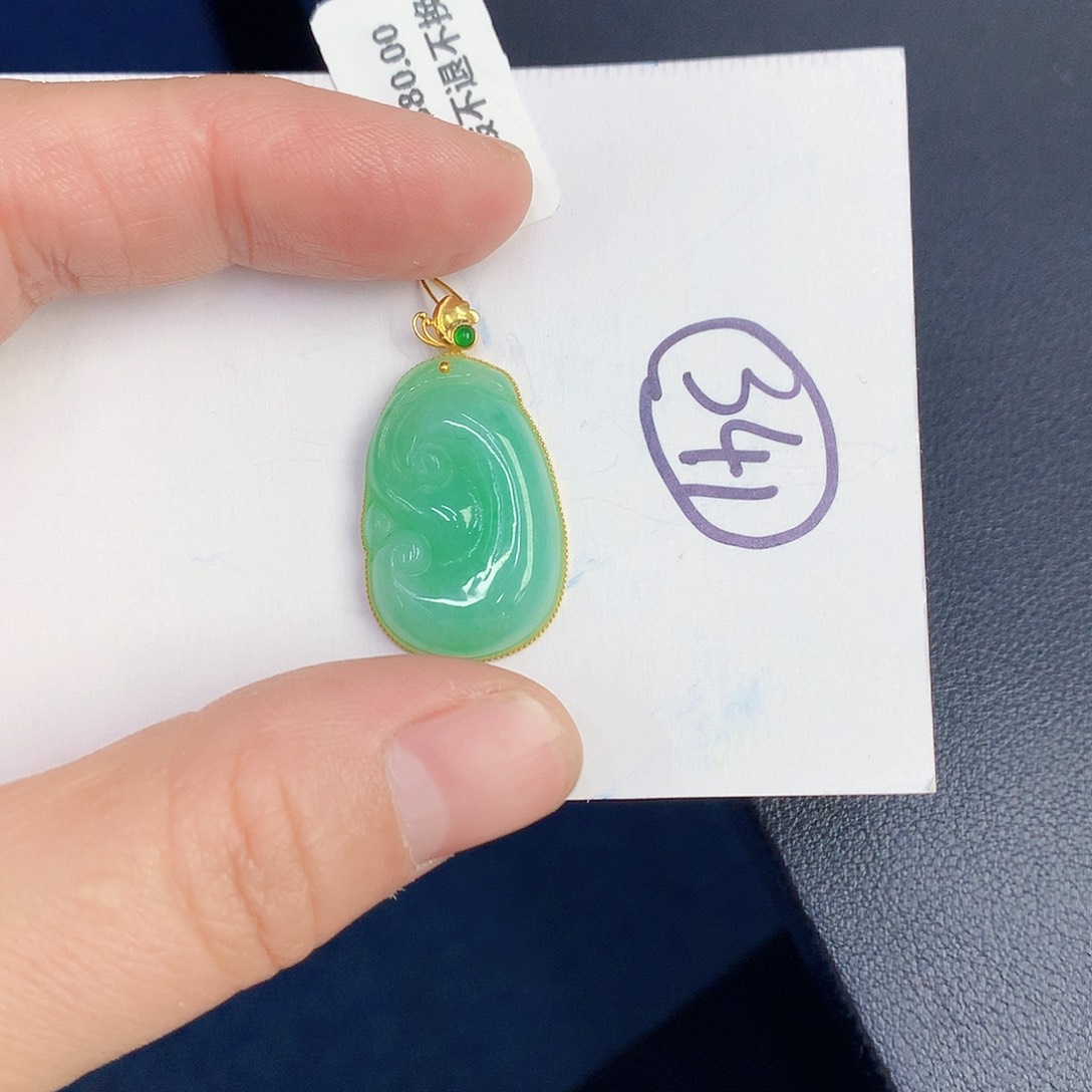 【闪购商品】翡翠颈饰18K金镶嵌00000000