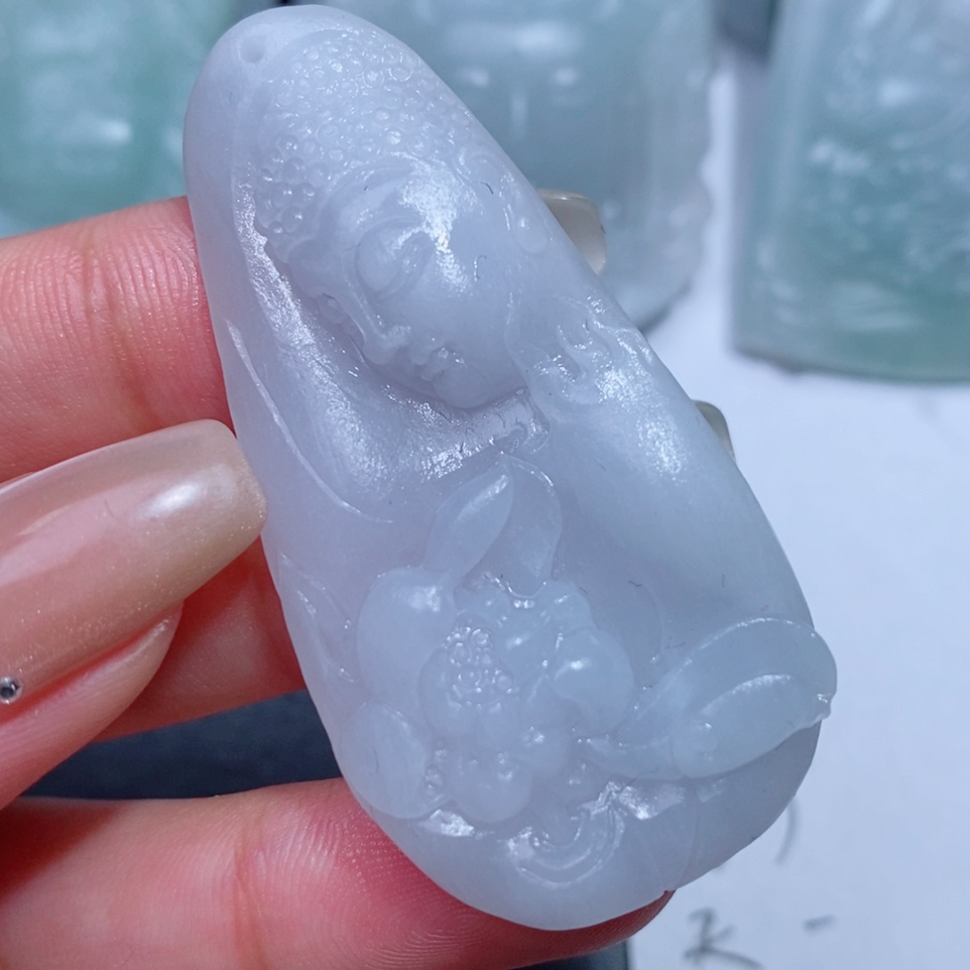 定制翡翠吊坠未镶嵌