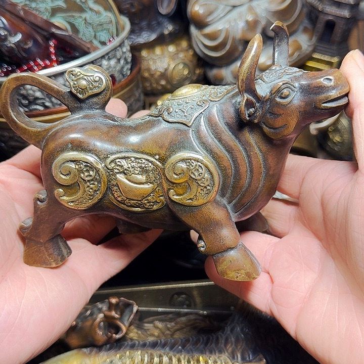 铜器摆件收收藏藏