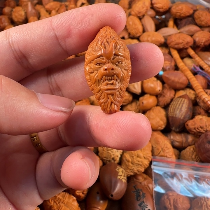 橄榄核吊坠B183大圣