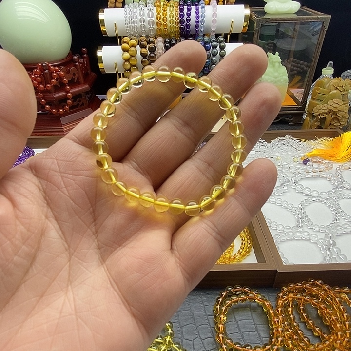 喜***欢水晶非金属我是一位在我最迷茫