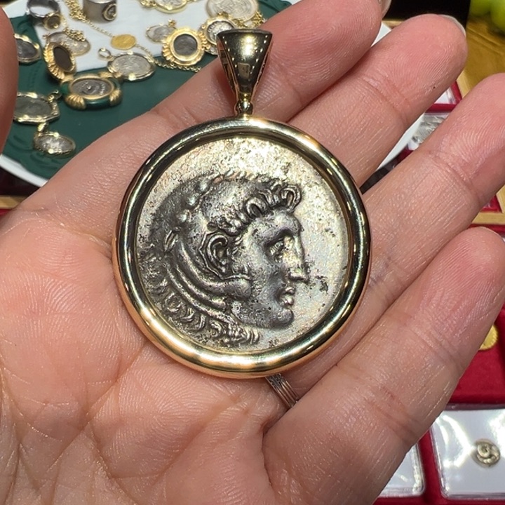 银超***手古希腊大力神银币