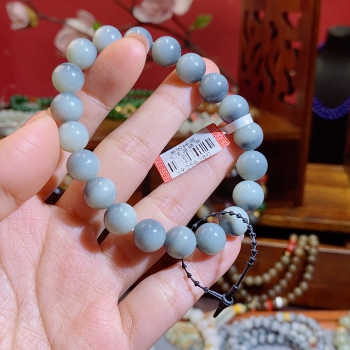 未镶嵌和田玉手链